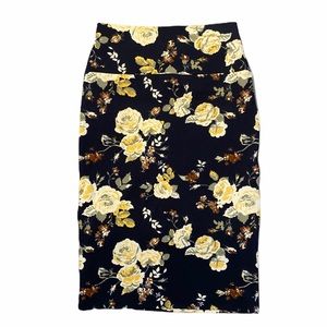 Elegant Yellow Rose Floral Pencil Skirt